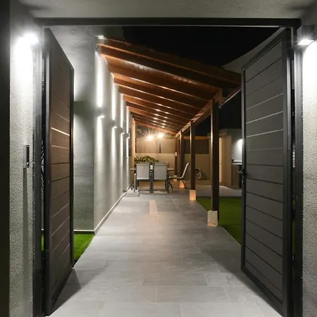 Villa Damona 2br Luxury With Garden - κοντά στο κέντρο Iraklion