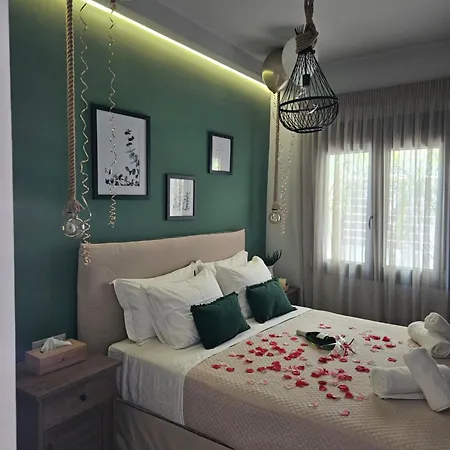 Damona 2br Luxury With Garden - κοντά στο κέντρο Iraklion